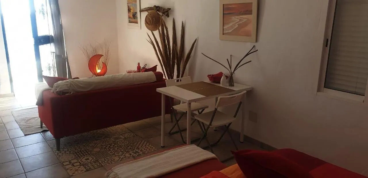 Beachfront Studio With Terrace Lagos Apartamento